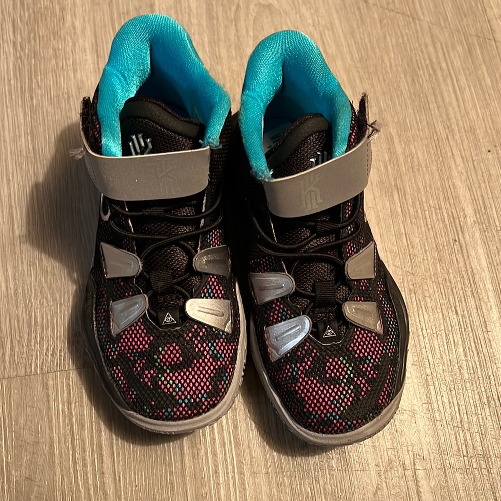 Nike K Skeakers